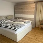 5 Minuten Von Murten Apartamento *